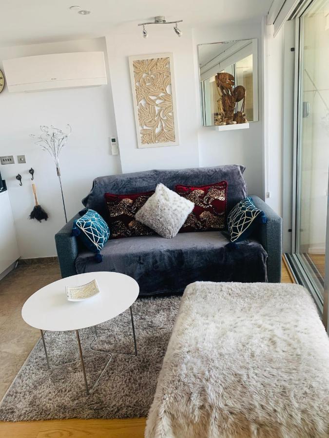 지브롤터 Luxe Studio Seconds From The Marina And City Centre 아파트 외부 사진
